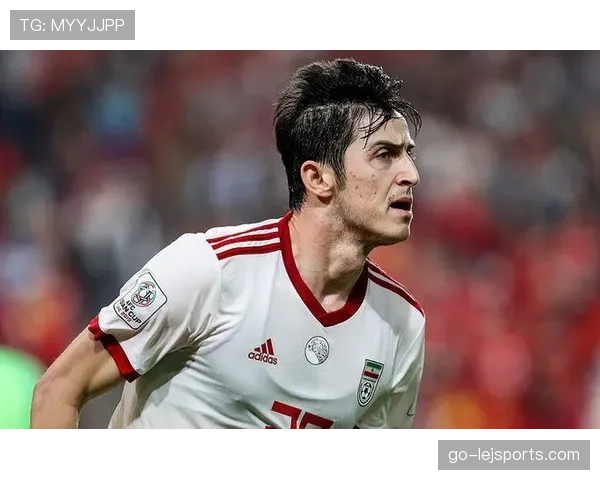 帕尔默高位插上传球如何提升控球节奏并强化防线压迫？